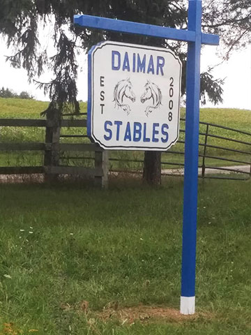 Daimar Stables Sign